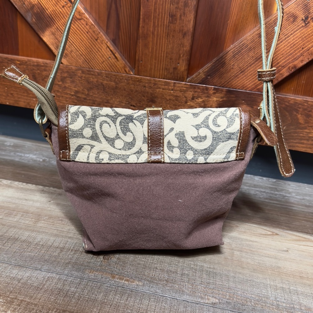 Myra Bag Leaf Print Small Crossbody Purse - Picture 4 of 12